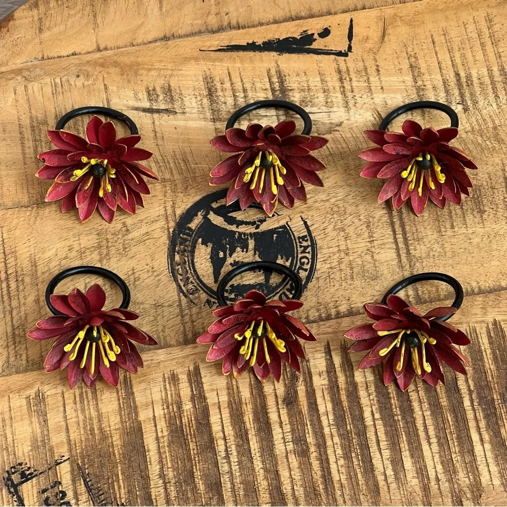 Pier 1 Vintage Metal Floral Napkin Rings Set of 6